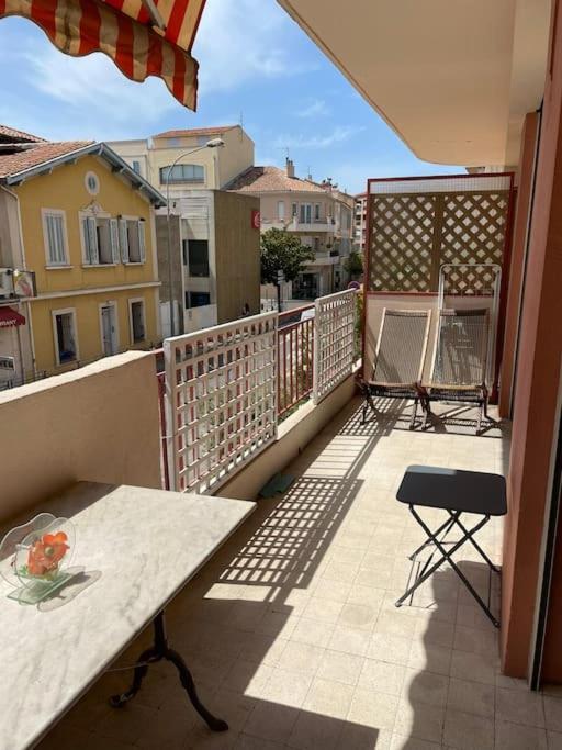 Studio A Sanary-Sur-Mer Avec Balcon A 200M Du Port Exterior photo