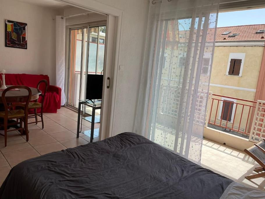 Studio A Sanary-Sur-Mer Avec Balcon A 200M Du Port Exterior photo