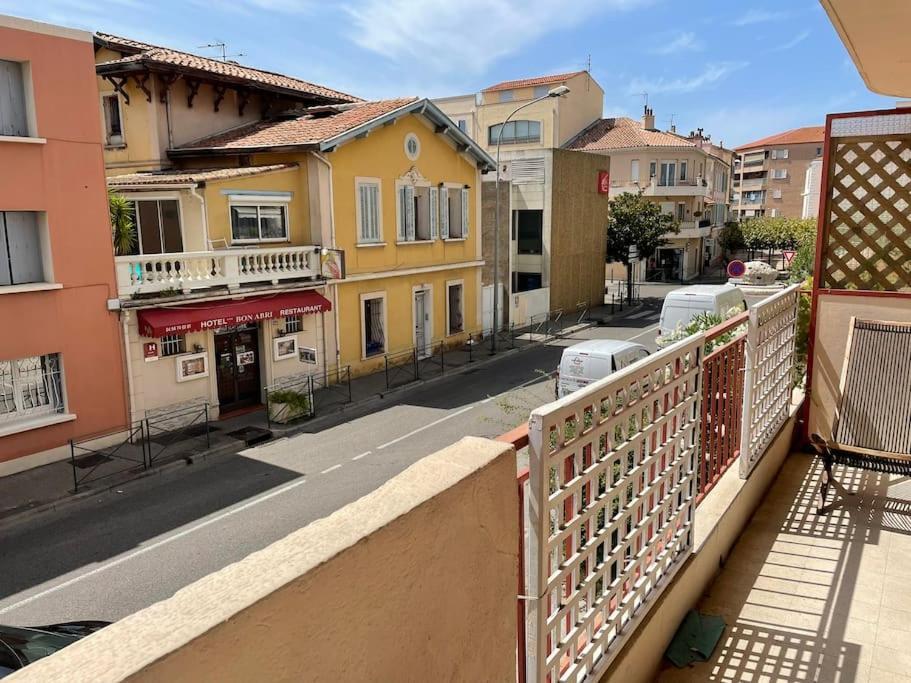 Studio A Sanary-Sur-Mer Avec Balcon A 200M Du Port Exterior photo