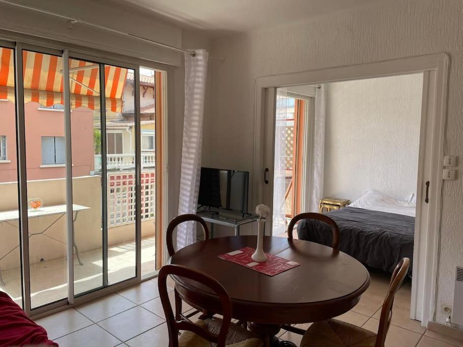 Studio A Sanary-Sur-Mer Avec Balcon A 200M Du Port Exterior photo